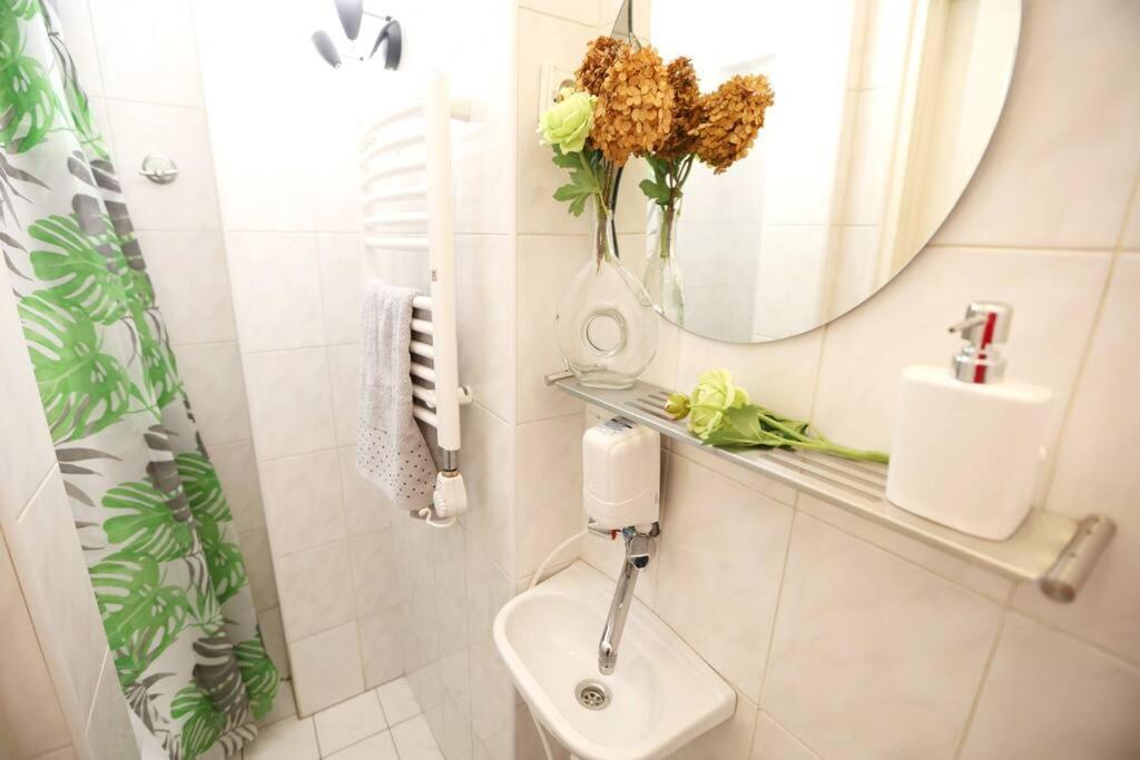 Batorego Cosy Apartment Krasków Dış mekan fotoğraf